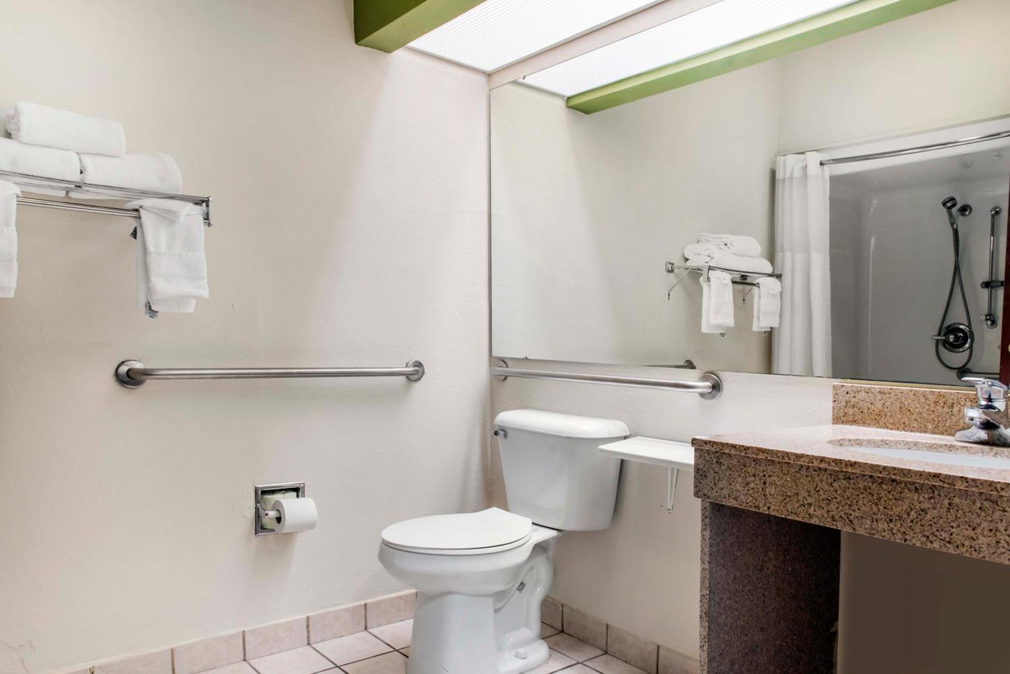 Quality Inn & Suites Anderson I-69 Dış mekan fotoğraf