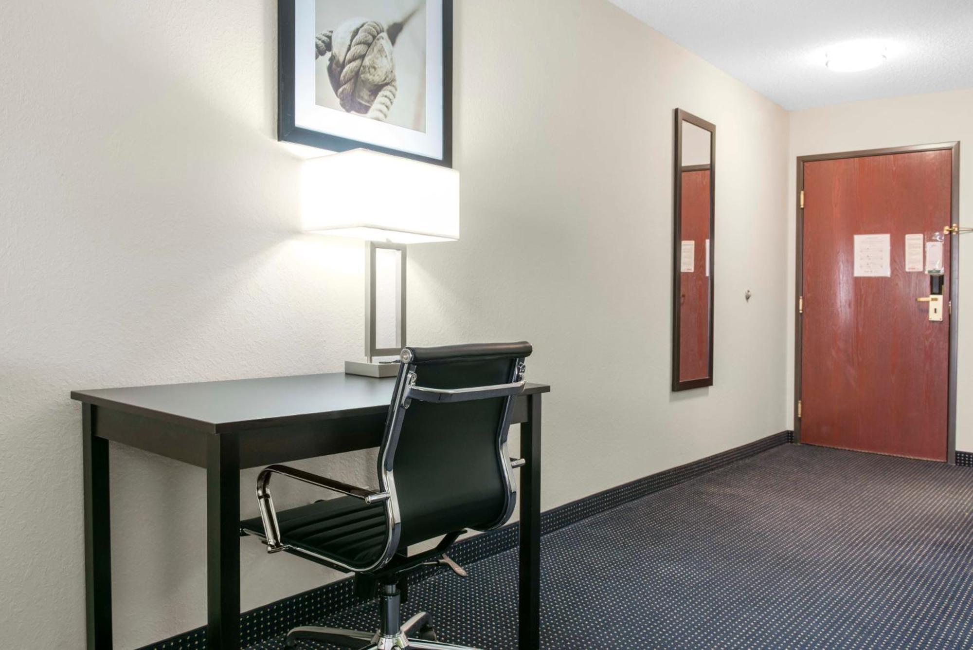 Quality Inn & Suites Anderson I-69 Dış mekan fotoğraf