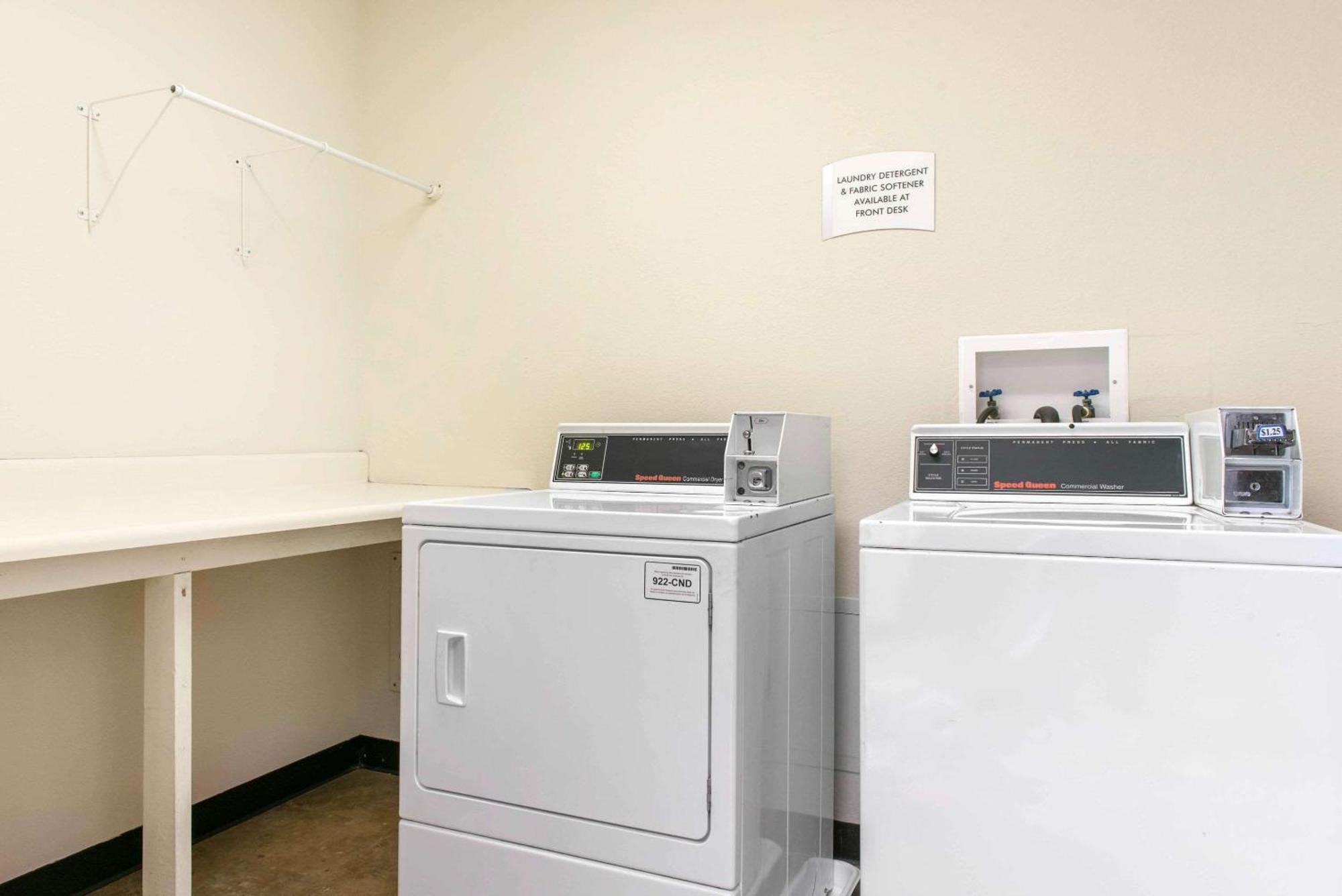 Quality Inn & Suites Anderson I-69 Dış mekan fotoğraf