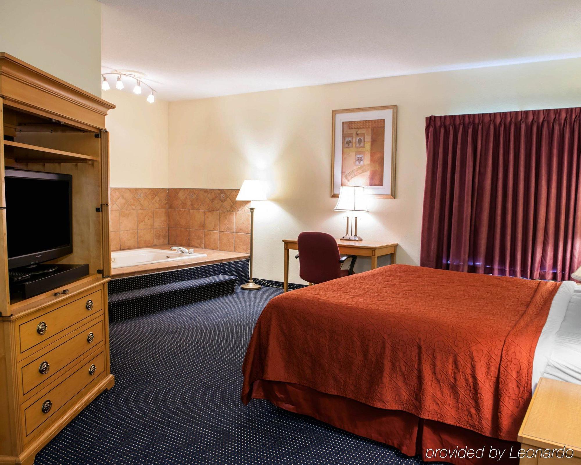 Quality Inn & Suites Anderson I-69 Dış mekan fotoğraf